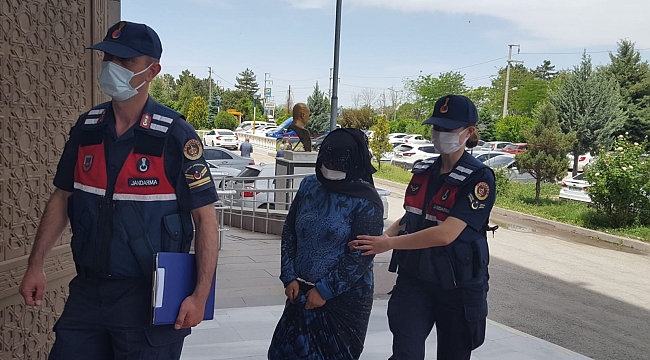 Yeni doğan bebeğini öldürdüğü iddiasıyla tutuklandı