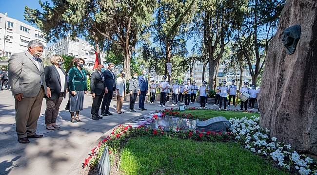 Zübeyde Hanım anıt mezarında anıldı