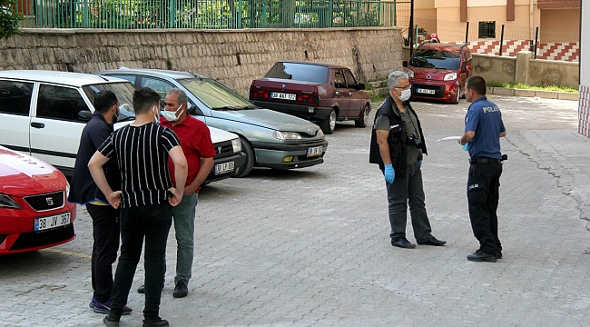 11. kattan düşen genç hayatını kaybetti