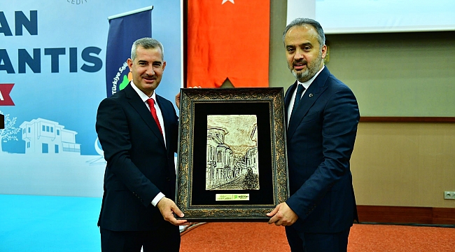 Başkan Aktaş güven tazeledi