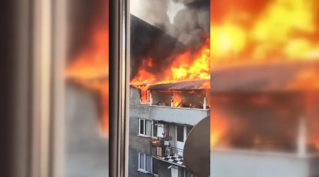 Bursa'da 2 katlı bina alevlere teslim oldu