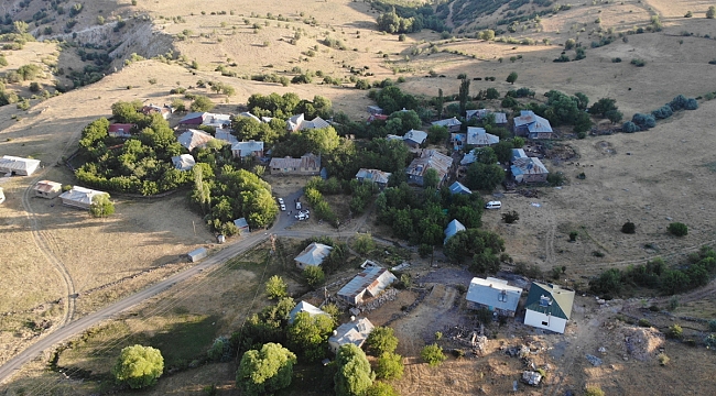 Deprem en çok Elazığ'ı etkiledi, hasar gün ağarınca ortaya çıktı
