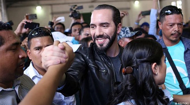 El Salvador, kripto para birimi Bitcoin'i resmi para birimi olarak kabul etti