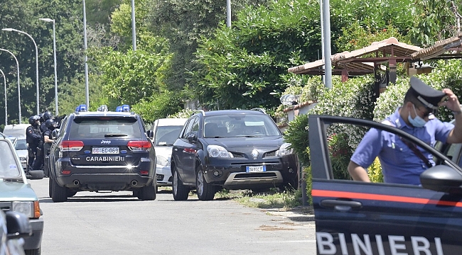 İtalya'da silahlı saldırı: 2'si çocuk 3 ölü