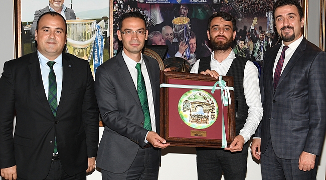 Limak Uludağ Elektrik, Bursaspor Kulübü’nü ziyaret etti
