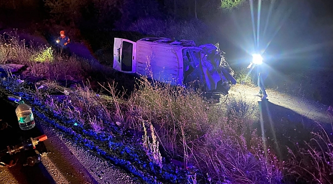 Afyon'da zincirleme kaza: 3 ölü, 2 yaralı