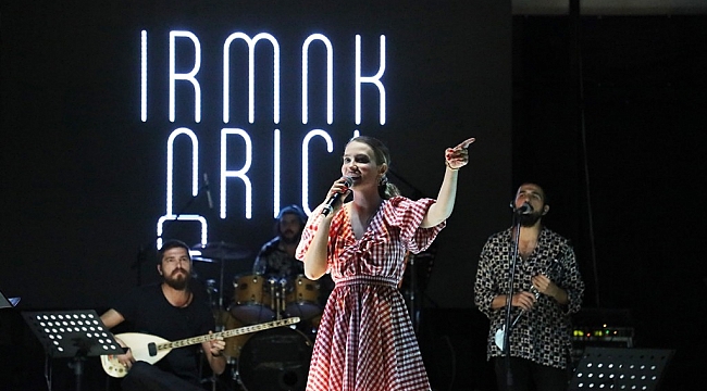 İnegöl, Irmak Arıcı konseriyle yaza merhaba dedi