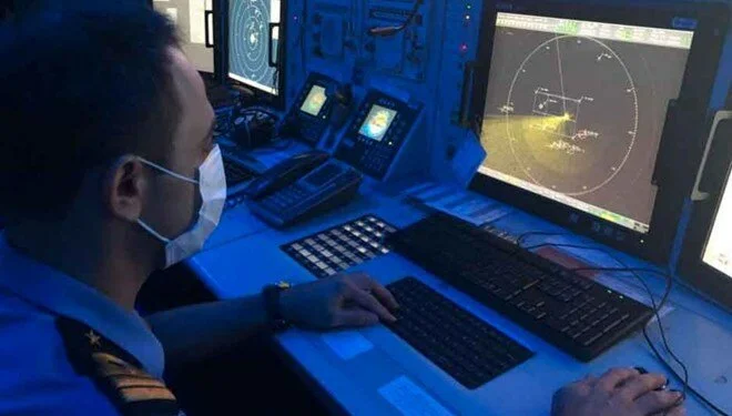 Kaş açıklarında göçmen teknesi battı