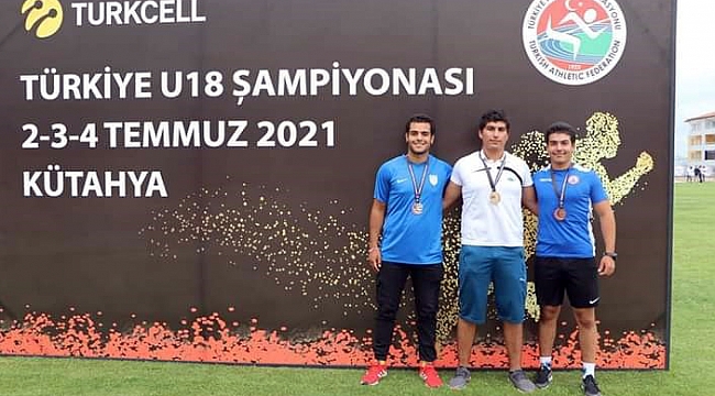 Osmangazili atletten altın madalya