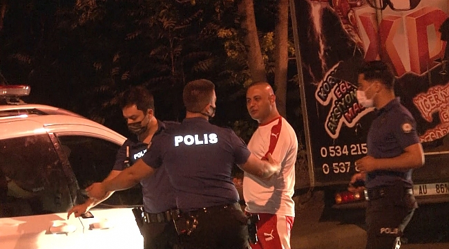 Sarhoş sürücü 5 otomobile çarptı