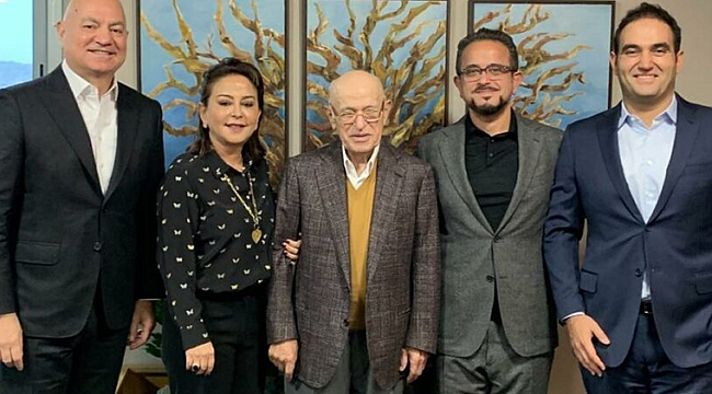 Şevket Sabancı hayatını kaybetti