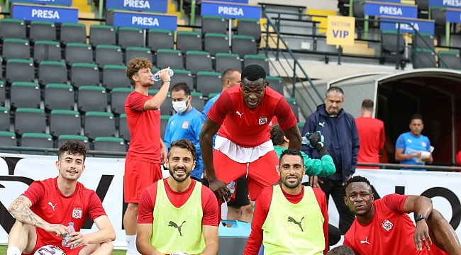 Sivasspor Petrocub maçına hazır