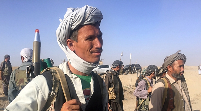 Taliban, Afganistan'ın 200'den fazla ilçe merkezini kontrol altına aldı