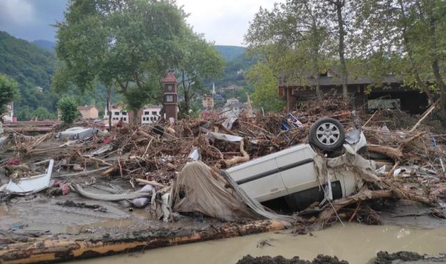 AFAD açıkladı! 'Kastamonu'da 25, Sinop'ta 2 vatandaşımız hayatını kaybetmiştir'
