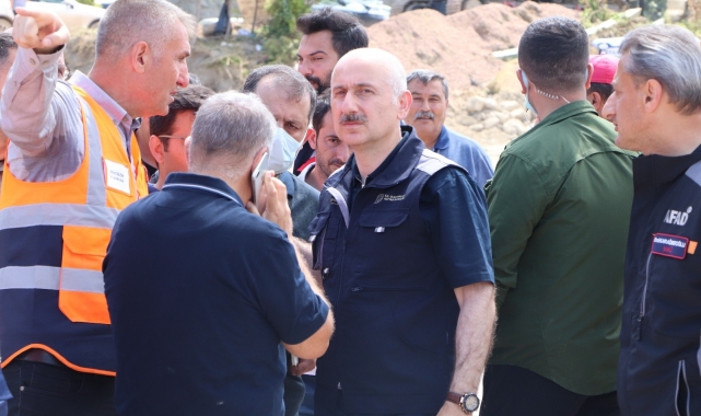 Bakan Karaismailoğlu: "Afet olduğunda etkilenmeyecek yapılar inşa edeceğiz"