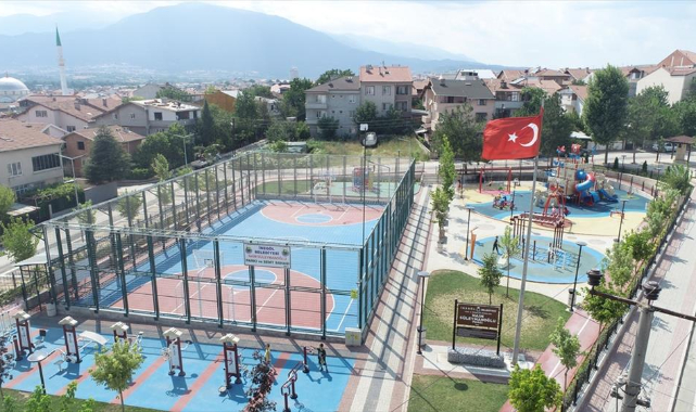 Kendi enerjisini üreten akıllı park törenle açıldı