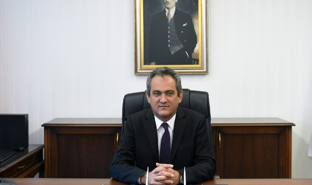 Milli Eğitim'de görev değişimi: Milli Eğitim Bakanı Mahmut Özer oldu. Mahmut Özer kimdir?