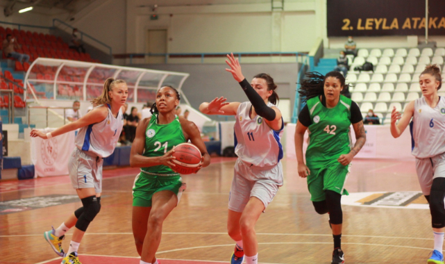 2. Leyla Atakan Cup başladı: Bursa Büyükşehir Belediyespor İzmit Belediyespor'u yendi