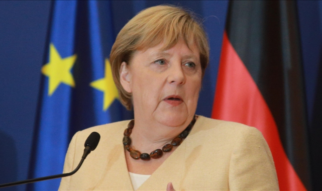Avrupalılar Macron'u değil Merkel'i tercih ediyor