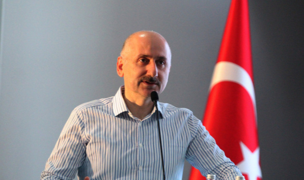 Bakan Karaismailoğlu: 'İstanbul Havalimanı Avrupa'nın en yoğun havalimanı oldu'