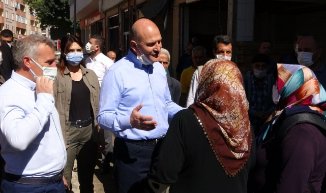 Bakan Soylu'dan selzede vatandaşa: "1 yılda evlerinize gireceksiniz"