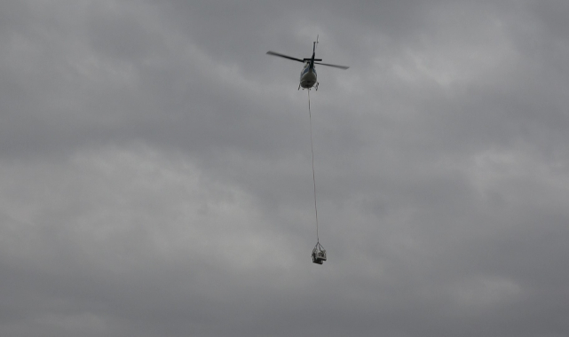 Bursa’da şehrin üstünde alçak uçuş yapan helikopter paniğe neden oldu