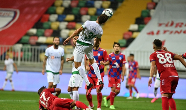 Bursaspor bu sezon her maçta kalesinde gol gördü