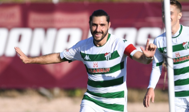 Bursaspor'dan ayrılan Özer Hurmacı boşta kaldı