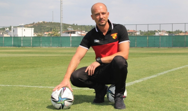 Göztepe Teknik Direktörü Maestro: "Altay maçına çok değer veriyoruz"