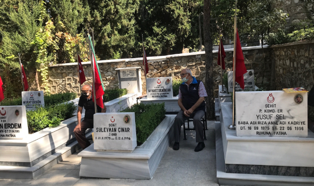 Huzurevi sakinleri, şehit ve gazileri andı