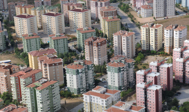 Konut satışlarında düşüş sürüyor