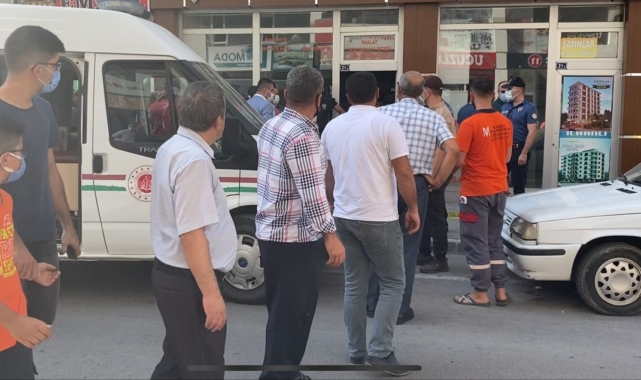Meclis üyesi intihar etti