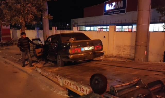 Otomobilin altında 30 metre sürüklendi