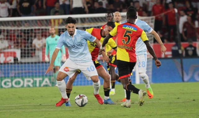 Süper Lig: Göztepe: 2 - Medipol Başakşehir: 1