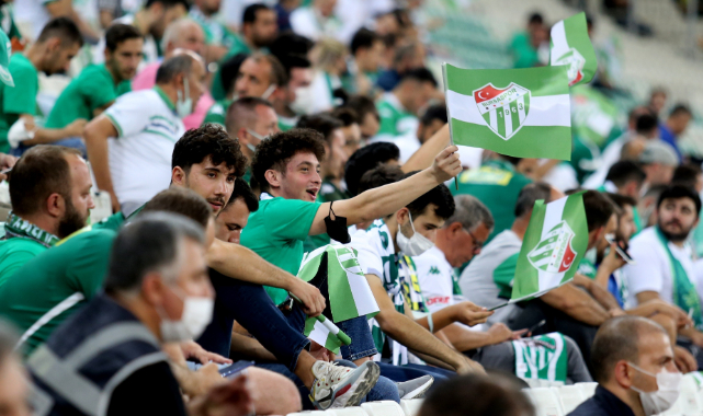 Bursaspor’un Timsah Park’taki 4 maçına 19 bin 961 taraftar geldi