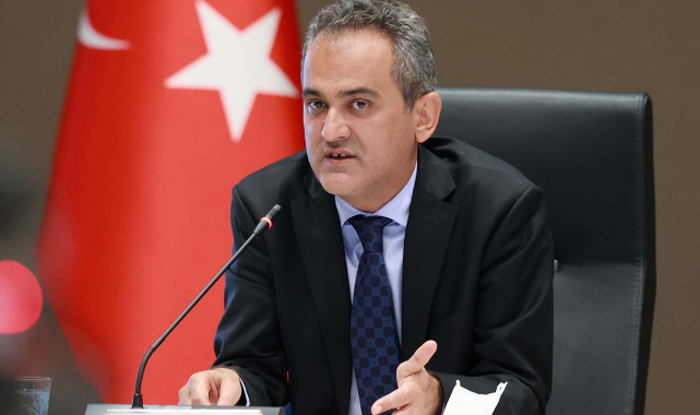 Ders saati azalacakmı sorusunun cevabını Millî Eğitim Bakanı açıkladı!