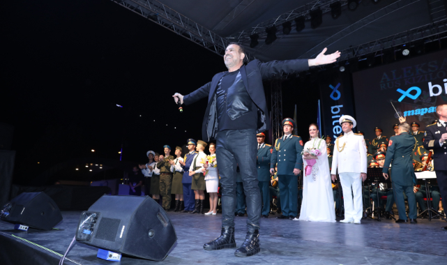 Haluk Levent ve Rus Kızılordu’dan muhteşem final