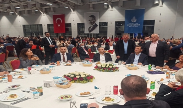 İmamoğlu muhtarlarla bir araya geldi