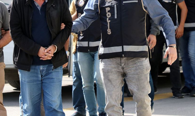 Jandarma ve polisten İstanbul merkezli 16 ilde büyük çaplı DHKP-C operasyonu: 126 şüpheli hakkında gözaltı kararı verildi