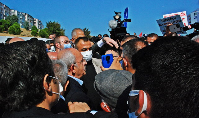 Kılıçdaroğlu'nun ziyaretinde vatandaşlardan kentsel dönüşüm eylemi