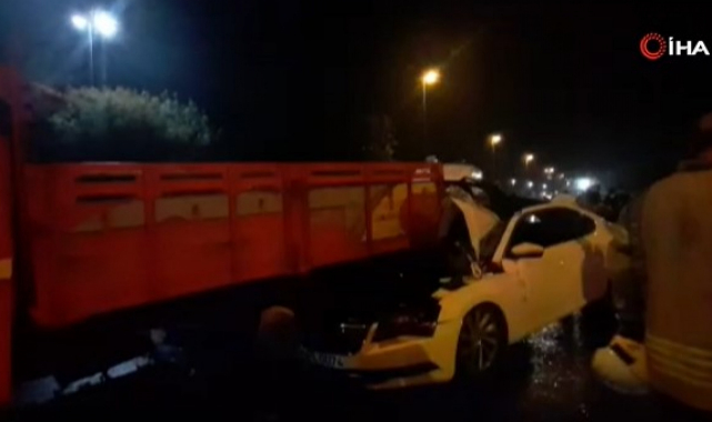 Pendik sahil yolunda feci kaza: 4 kişi ağır yaralı
