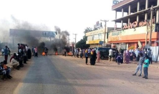 Sudan'da darbe karşıtı protestolarda can kaybı 7'ye yükseldi