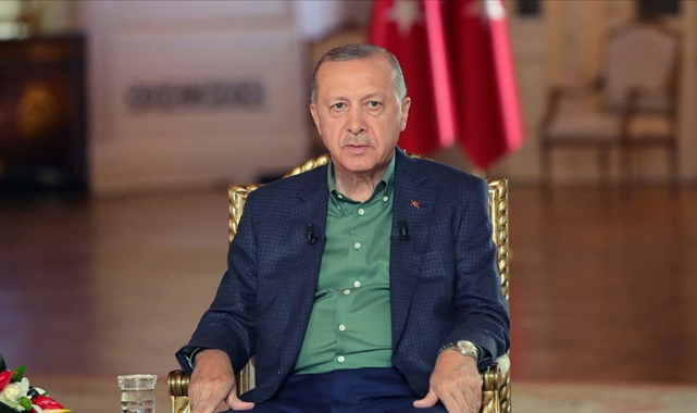 Cumhurbaşkanı Erdoğan: 50 kişinin altında çalışanı olan firmalarımıza 100 bin liraya kadar krediye erişim sağlıyoruz