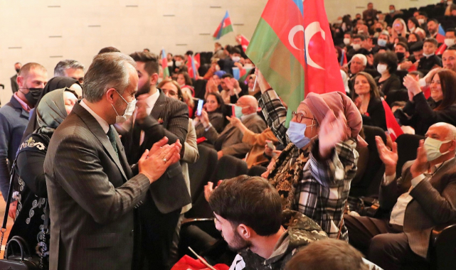 Karabağ Zaferi coşkuyla kutlandı