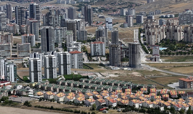 Türkiye'de 10 ayda 2 milyon 410 bin gayrimenkul satış işlemi yapıldı