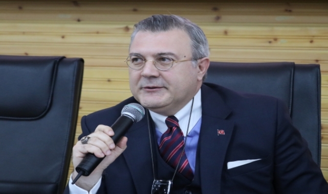 Arnavutluk'ta "Geçmişten Günümüze Türkiye-Arnavutluk İlişkileri" paneli düzenlendi