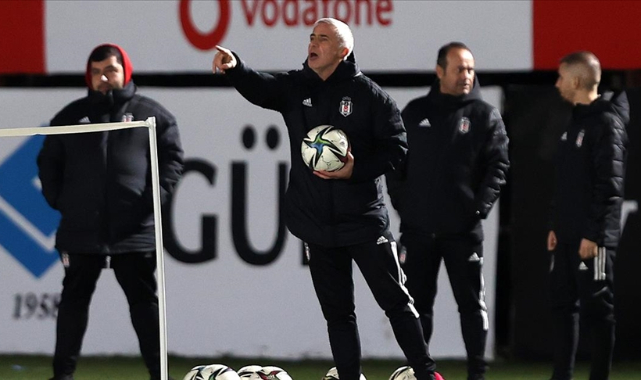 Beşiktaş Önder Karaveli'yle çıkışa geçti
