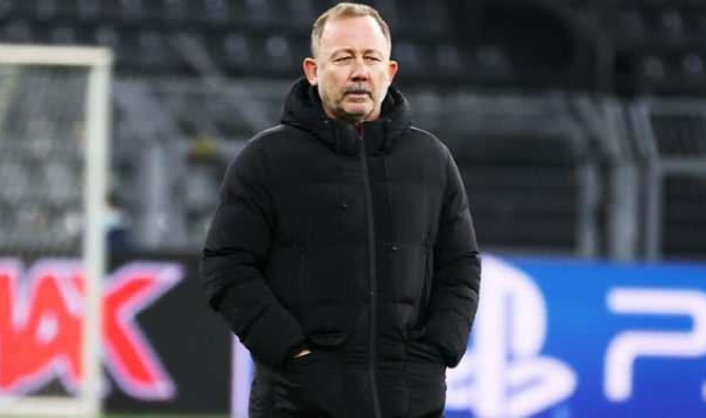 Beşiktaş'ta Sergen Yalçın istifa etti!