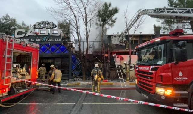 Beylikdüzü'nde bir restoranda çıkan yangın söndürüldü