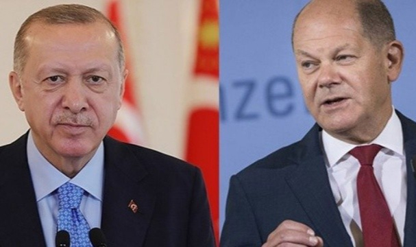 Cumhurbaşkanı Erdoğan, Almanya Başbakanı Scholz’u kutladı